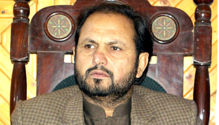 موجودہ حکومت بلاامتیاز احتساب پر یقین رکھتے ہیں،مٹھا خان کاکڑ