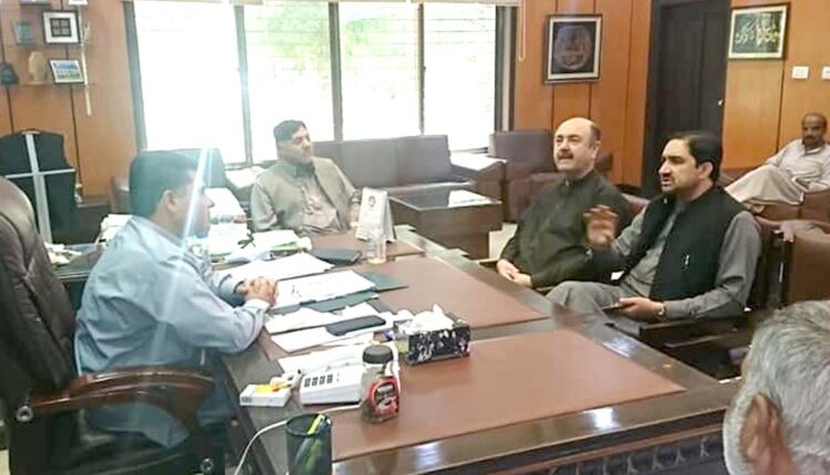 باری بڑ یچ اور محمد آصف ترین کی ایڈمنسٹریٹر سیدال خان سے ملاقات