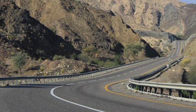 سپریم کورٹ نے این 25 بلوچستان ہائی وے کی خستہ حالی پر این ایچ اے کی رپورٹ مسترد کردی