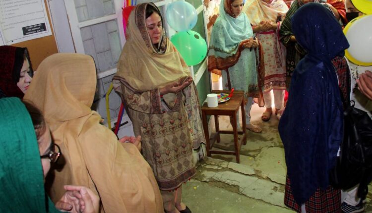 سردار بہادر خان وویمن یونیورسٹی میں پہلے اسٹوڈنٹس فیسلیٹیشن سینٹر ( طلباءسہولت مرکز) کا افتتاح کردیا گیا