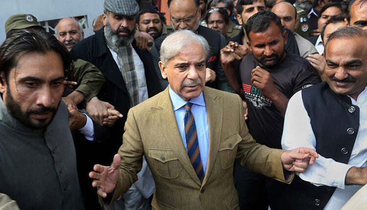 حکومت سیکیورٹی کمیٹی کے اجلاس کے بعد شہباز شریف کے خلاف ہو گئی