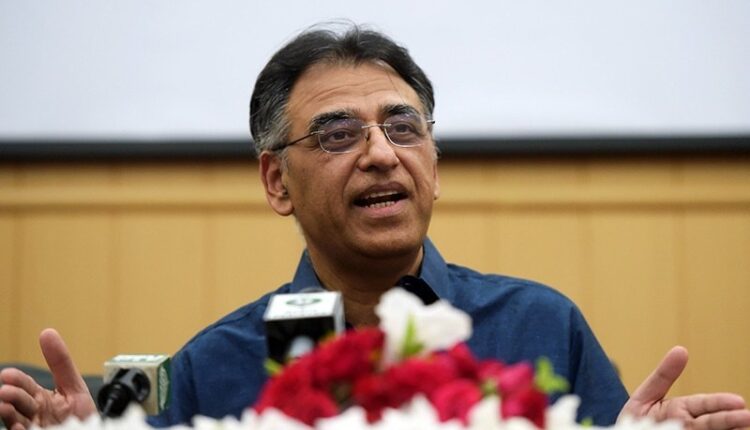 اسد عمر نے بھارتی ڈیلٹا وائرس سے متعلق خطرے کی گھنٹی بجا دی