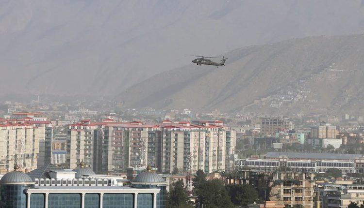 کابل سے ملٹری پروازوں پر تاحال 2200 افراد کا انخلاء