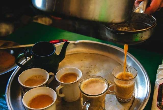 گزشتہ 5 سالوں کے دوران پاکستانی عوام 2 کھرب92 ارب روپے کی چائے پی گئے