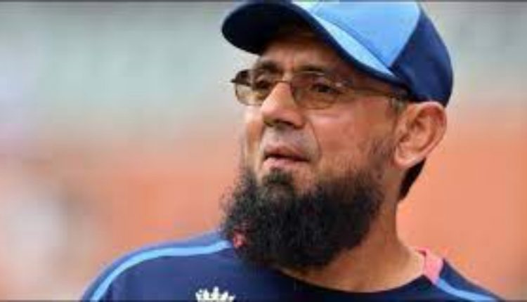 پاکستان کرکٹ ٹیم کے عبوری کوچ ثقلین مشتاق کو ورلڈ کپ کیلئے قومی ٹیم کا ہیڈ کوچ بنانے پر غور کیا جارہا ہے