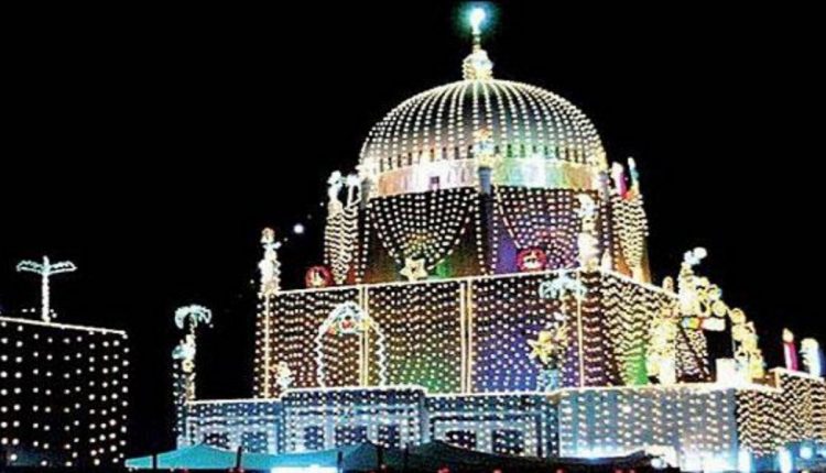 حضرت بہاؤالدین زکریا کے 782واں عرس مبارک کے موقع پر کل ضلع میں چھٹی کااعلان کردیا گیا