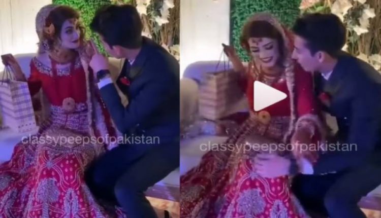نوبیاہتا جوڑاشادی پر ملنے والے تحائف پر سٹیج پر ہی لڑپڑا، ویڈیو وائرل