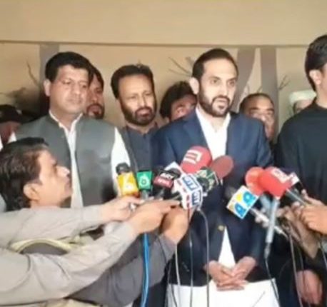 تحریک عدم اعتما دجمع کراچکے ہیں، اب فیصلہ اسمبلی میں ہوگا، قدوس بزنجو