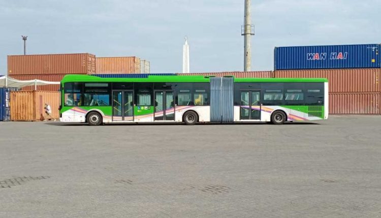 کراچی کی عوام کےلئے خوشخبری: گرین لائن بس منصوبے کے لیے مزید 40 بسیں آج کراچی پہنچیں گی