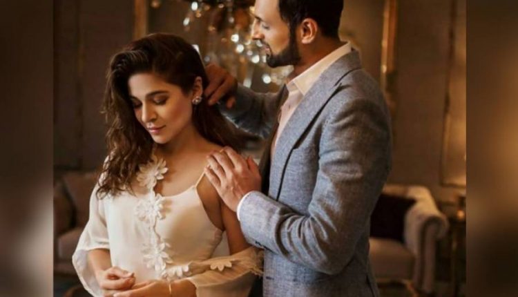 کیا عائشہ عمر اور شعیب ملک شادی کرنے والے ہیں؟ اداکارہ نے کرکٹر سے اپنا رشتہ بتا دیا