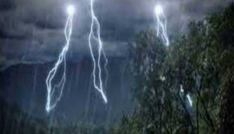 آج رات سے بارشوں کا سلسلہ شروع ، کب تک موسلادھا ر بارشیں جاری رہیں گی؟ ٹھنڈی ٹھنڈی خبر آگئی