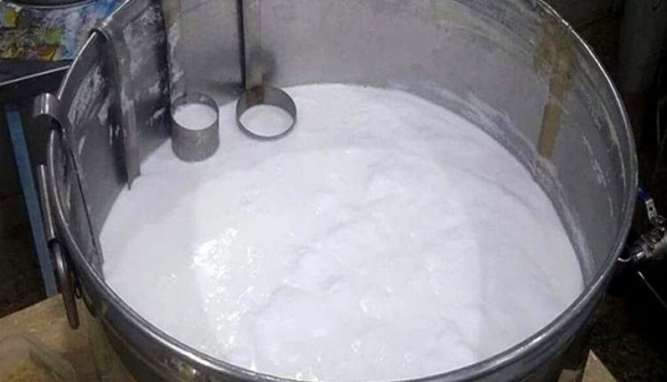 آٹا، چینی، گھی، تیل اور پیٹرول کے بعد دودھ کی قیمت بھی بڑھانے کی کوششیں تیز