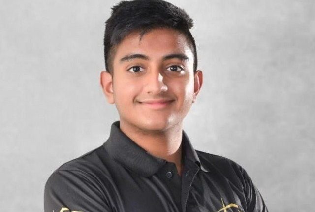 متحدہ عرب امارات کے 16 سالہ بولرکی6 بالز پر 6 وکٹیں