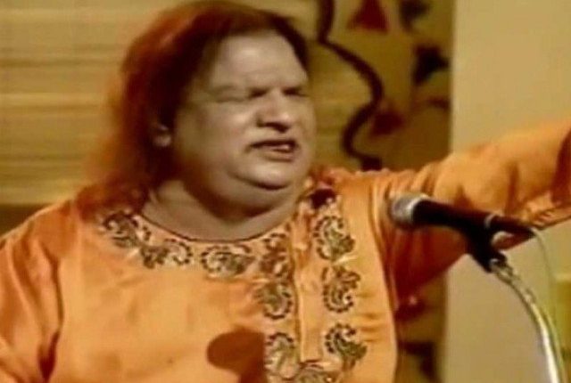 لیجنڈ قوال عزیز میاں کو بچھڑے 21 برس بیت گئے