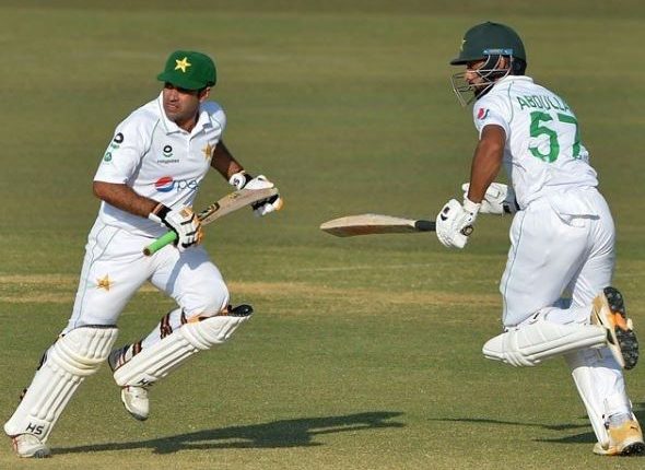 ڈھاکا ٹیسٹ میں پاکستان نے بنگلہ دیش کیخلاف 161 رنز بنالیے