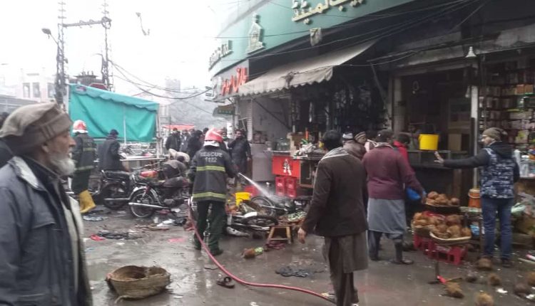 لاہور،لاہوری گیٹ کے قریب دھماکا، 9سالہ بچے سمیت دو افراد جاں بحق، 21 زخمی