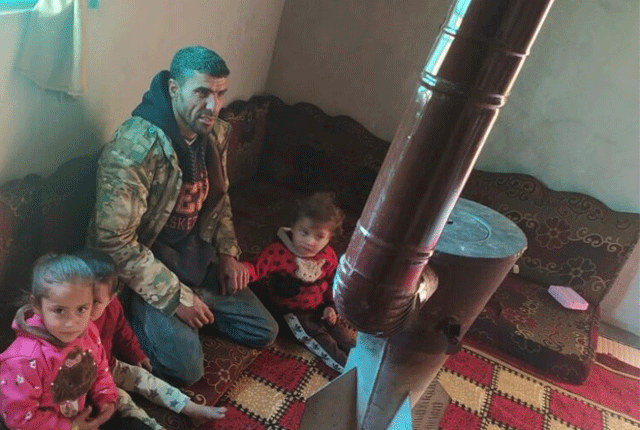 شامی افراد نے سردی سے بچنے کےلیے میزائلوں کو ہیٹر میں بدل دیا
