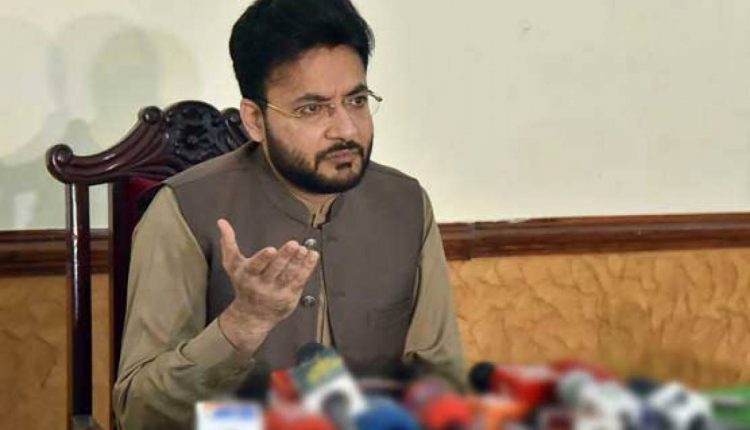 وزیراعظم ریاست مدینہ کی طرف گامزن ،عام آدمی کا درد رکھتے ہیں ،فرخ حبیب