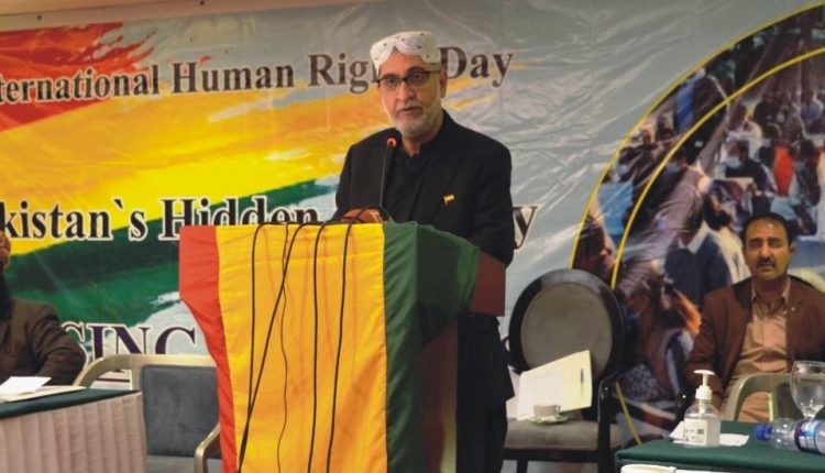 ہمارے ترقیاتی اسکیمات پر اپنے نام کی تختی لگانے والے اپنا شوق پورا کرلیں ، اخترجان مینگل