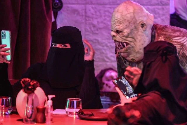 اب زومبیز کے ساتھ کھانا کھائیں، سعودی عرب میں کھلا منفرد ریسٹورنٹ