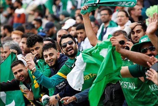 پی ایس ایل میچز میں 100 فیصد شائقین کو شرکت کی اجازت دینے کا فیصلہ