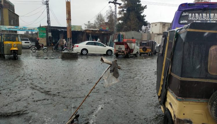 کوئٹہ،بارش کے بعد میٹروپولیٹن اور انتظامیہ کی کارکردگی سامنے آگئی