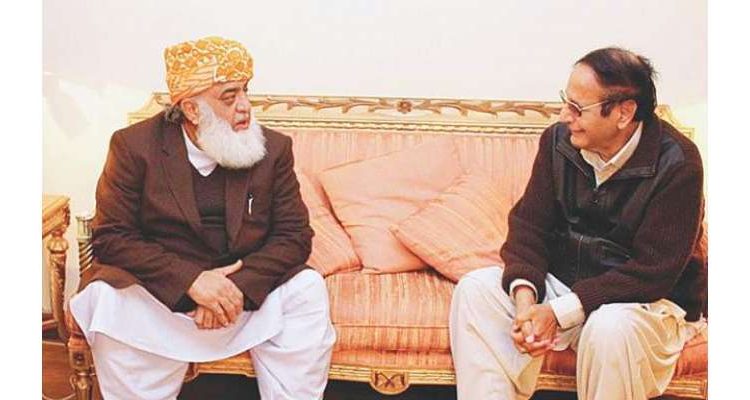چوہدری شجاعت نے تحریک عدم اعتماد کے معاملے پر مولانا فضل الرحمن سے معذرت کرلی