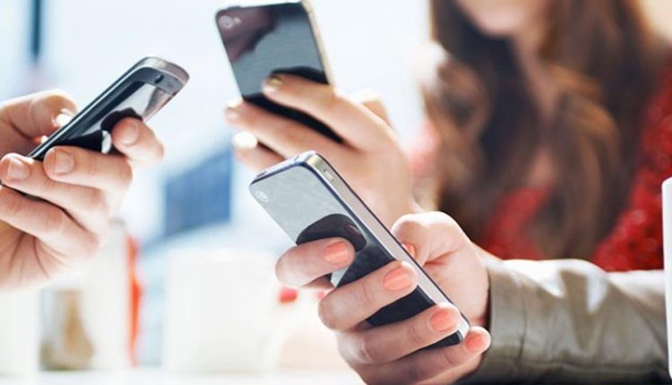 بیرونِ ملک سے پاکستان آنے والوں کیلئے موبائل فون کی عارضی رجسٹریشن متعارف