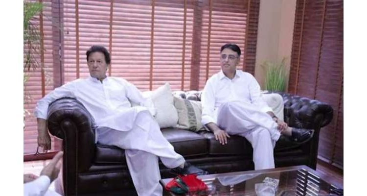 وزیراعظم نے ق لیگ سے معاملات طے کرنے کیلئے اسد عمر کو ذمہ داری سونپ دی