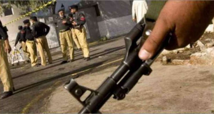 پشاور دھماکا، خودکش بمبار کے 3 سہولت کار پولیس مقابلے میں ہلاک ہو گئے