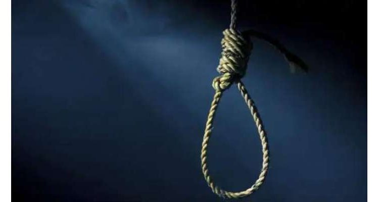 شوہر کے سعودی عرب سے واپس نہ آنے پر بیوی نے خودکشی کر لی