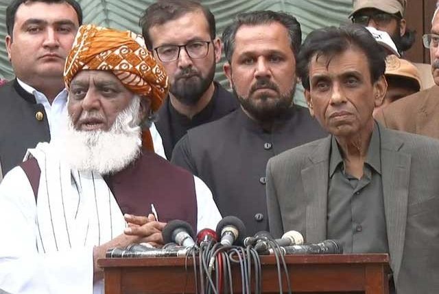 ایم کیو ایم اور پی ڈی ایم سربراہ فضل الرحمان کے درمیان ملاقات کا اندرونی احوال سامنے آ گیا