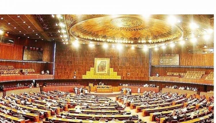 پاکستان تحریک انصاف نے وزارت عظمیٰ کیلئے شاہ محمود قریشی کو امیدوار نامزد کر دیا