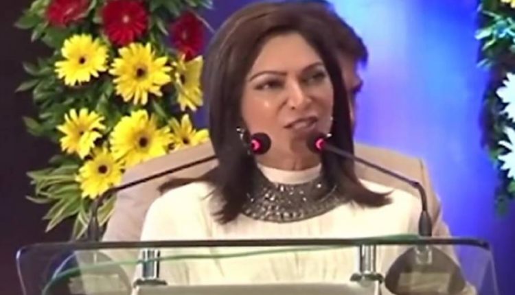 "میں عمران خان کو 40 سال سے جانتی ہوں اور۔ ۔ ۔" کپتان کی حمایت میں بھارتی اداکارہ سیمی گریوال بھی بول پڑیں