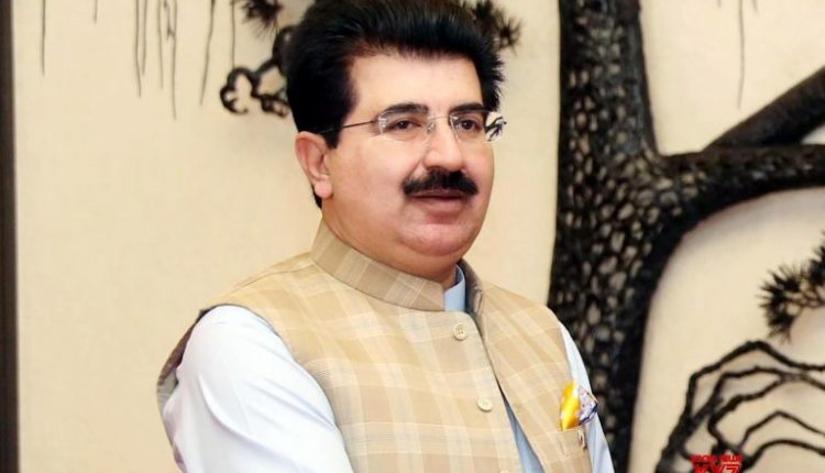 صادق سنجرانی کاچاغی کے واقعہ پر متاثرہ خاندانوں سے اظہار افسوس