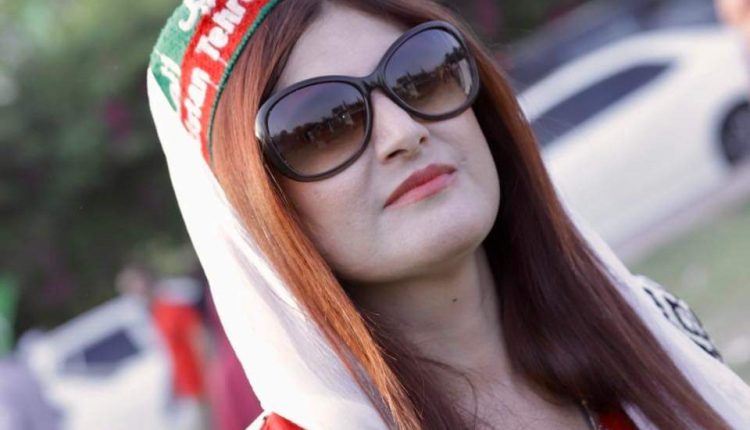 ژوب میں دوران سکول بچیوں پر کمرے کی چھت کا پلستر گرنا حکومت کی نااہلی کا منہ بولتا ثبوت ہے،ذلیخہ عزیز مندوخیل