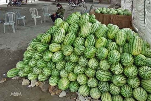 کوئٹہ میں تربوز کے نرخ بھی آسمان کو چھونے لگے، 80 روپے فی کلو فروخت ہونے لگا