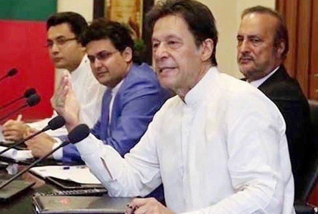 پی ٹی آئی کے اکثریتی ارکان نے اسمبلیوں سے استعفیٰ دینے کی مخالفت کردی