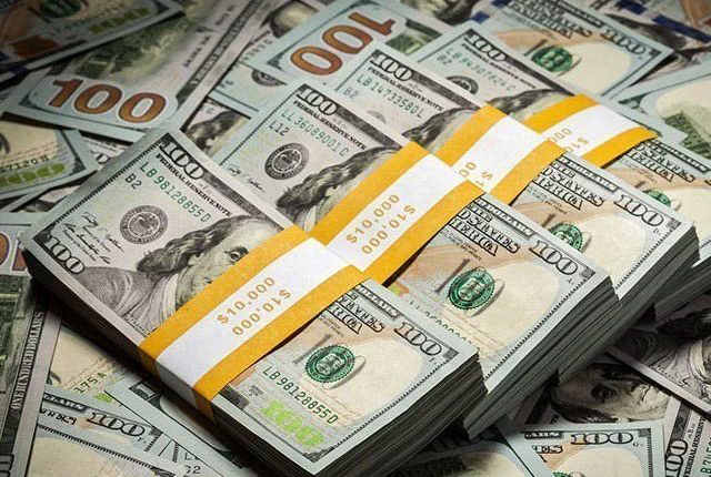 ڈالر کی قیمت میں حیران کن کمی