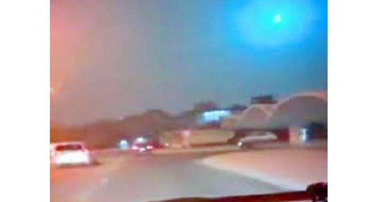 سعودی عرب اور کویت میں پلک جھپکتے رات میں دن کا سماں ہو گیا