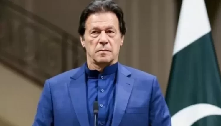 ہیومن رائٹس واچ نے عمران خان کے اسمبلیاں تحلیل کرنے کے اقدام کو آئینی بغاوت قرار دیدیا