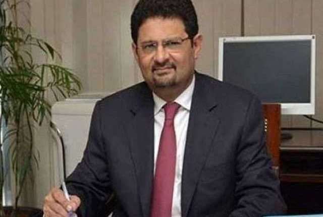 سخت مالیاتی پالیسی اپنانے کی ضرورت ہے، وزیرخزانہ