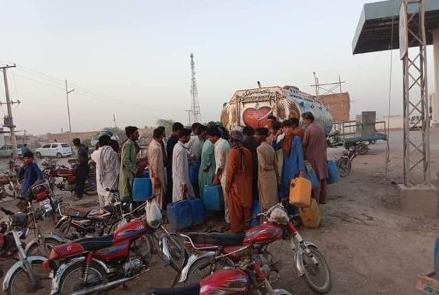 ڈیرہ اللہ یار قلت آب کی وجہ سے قیامت صغریٰ کا منظر پیش کرنے لگا