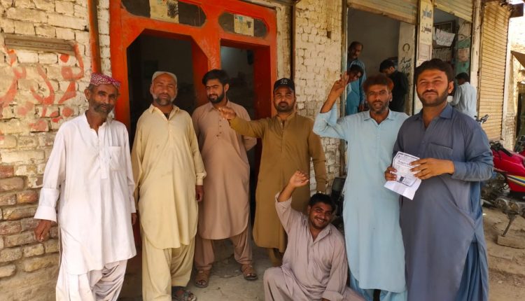 انجمن معذوران کا اپنے ضلعی صدر مراد بلوچ پر کرپشن کا الزام ہمارے زکواة کے چیک میں خرد برد کررہا ہے ۔معذور افراد کی فریاد