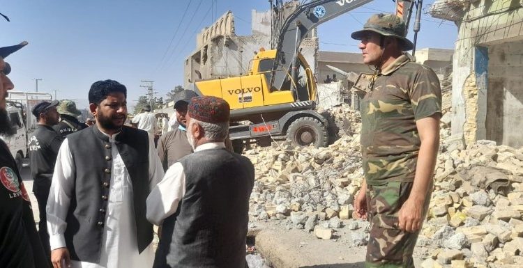 سریاب روڈ پر اربوں روپے کی لاگت سے کام تیزی سے جاری ہے سریاب روڈ کی توسیع ایک اہم نوعیت کا منصوبہ ہے،ڈپٹی کمشنر کوئٹہ