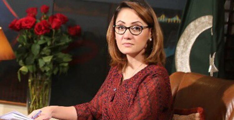 غریدہ فاروقی نے عمران خان سے 5 سوالات کے جواب مانگ لیے