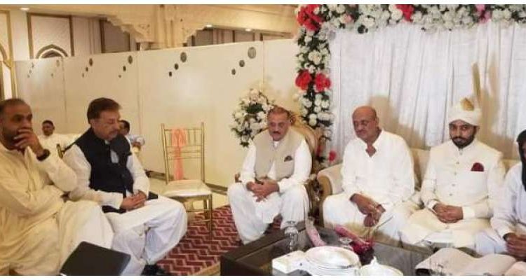 پی ٹی آئی ڈپٹی سیکرٹری و ایم این اے شیخ خرم شہزاد کے شادی ہال میں منحرف رُکن راجہ ریاض کے بیٹے کی شادی کی تقریب کا انعقاد