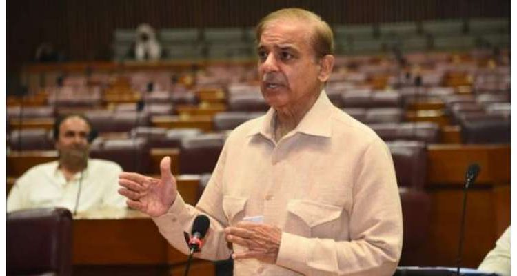 وزیراعظم شہبازشریف نے بیوروکریسی قوانین میں تبدیلیاں اور ضروری ریفارمز لانے کا فیصلہ