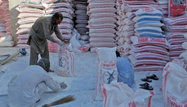 ملک کے مختلف شہروں میں آٹے کی قیمت میں مزید اضافہ