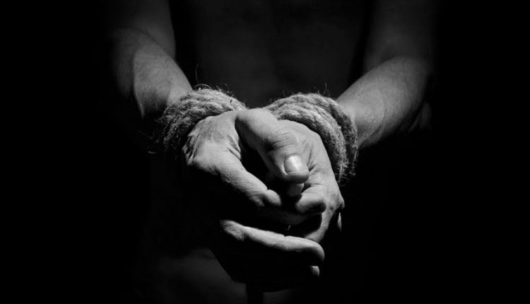 10 کروڑ تاوان کے لیے پانچ سالہ عریض کو اغوا کرنے والا ملزم مارا گیا، بچہ بازیاب